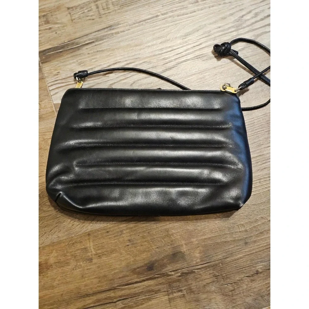 Salvatore Ferragamo Vintage Rare Leather Quilted Bow Crossbody Bag Made in Italy